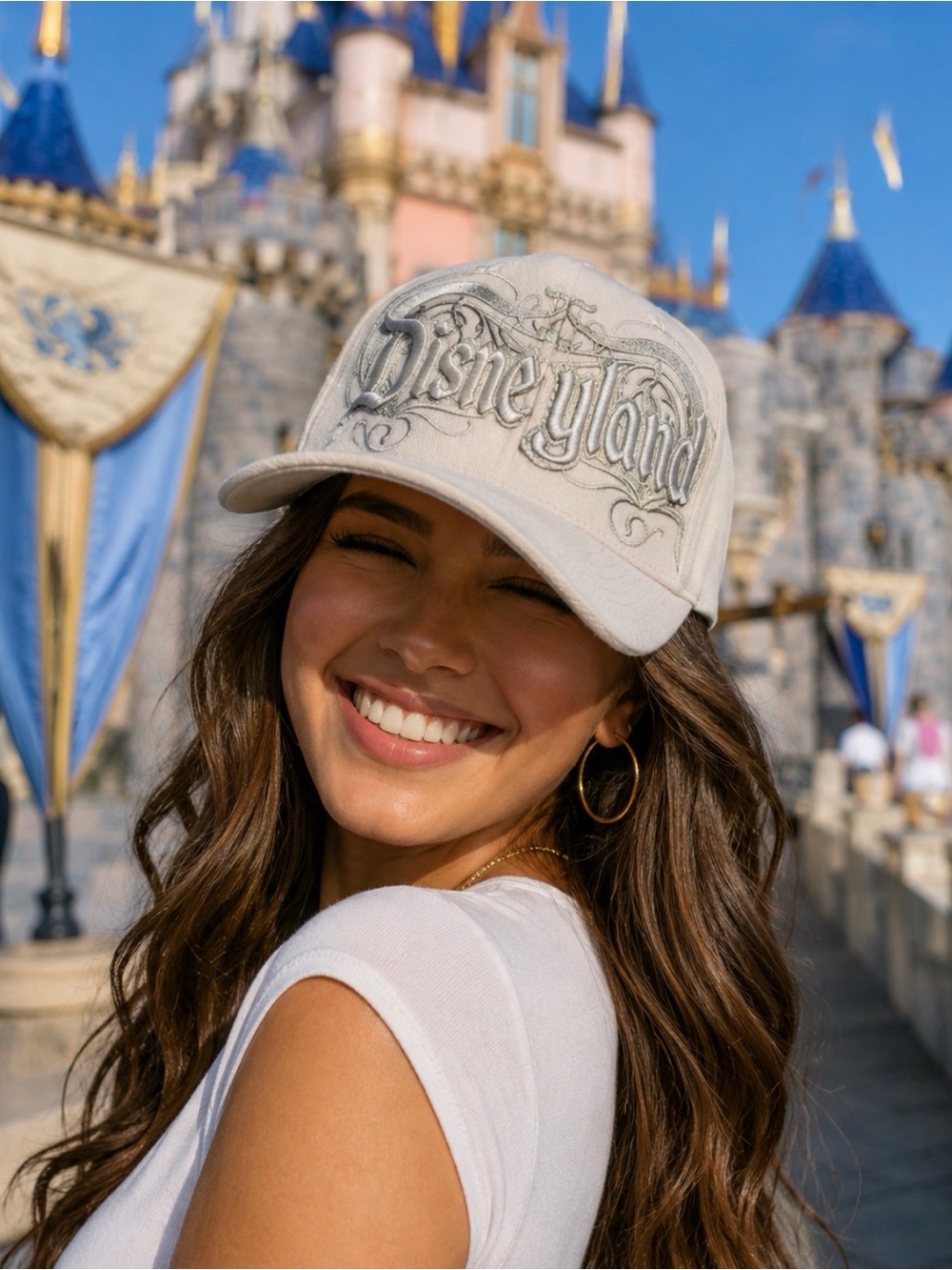 Disneyland White Silver Embroidered Baseball Hat authentic Disneyland Parks cap